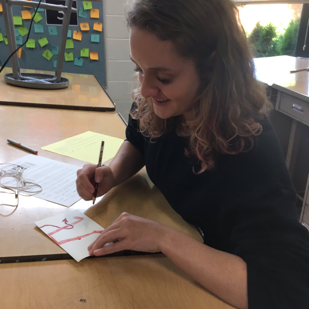 NNHSart's tweet photo. Welcome to NAHS!! Artists got to know each other in our first 2019-20 National ArtHonor Society Meeting today after school. If you werenβt able to make it but wan to join, see Mrs. Matas or Taylor for info. #wemakeartists #service #artservice @NAEA #takeartmakeart #weserve https://t.co/X8859lfqvI