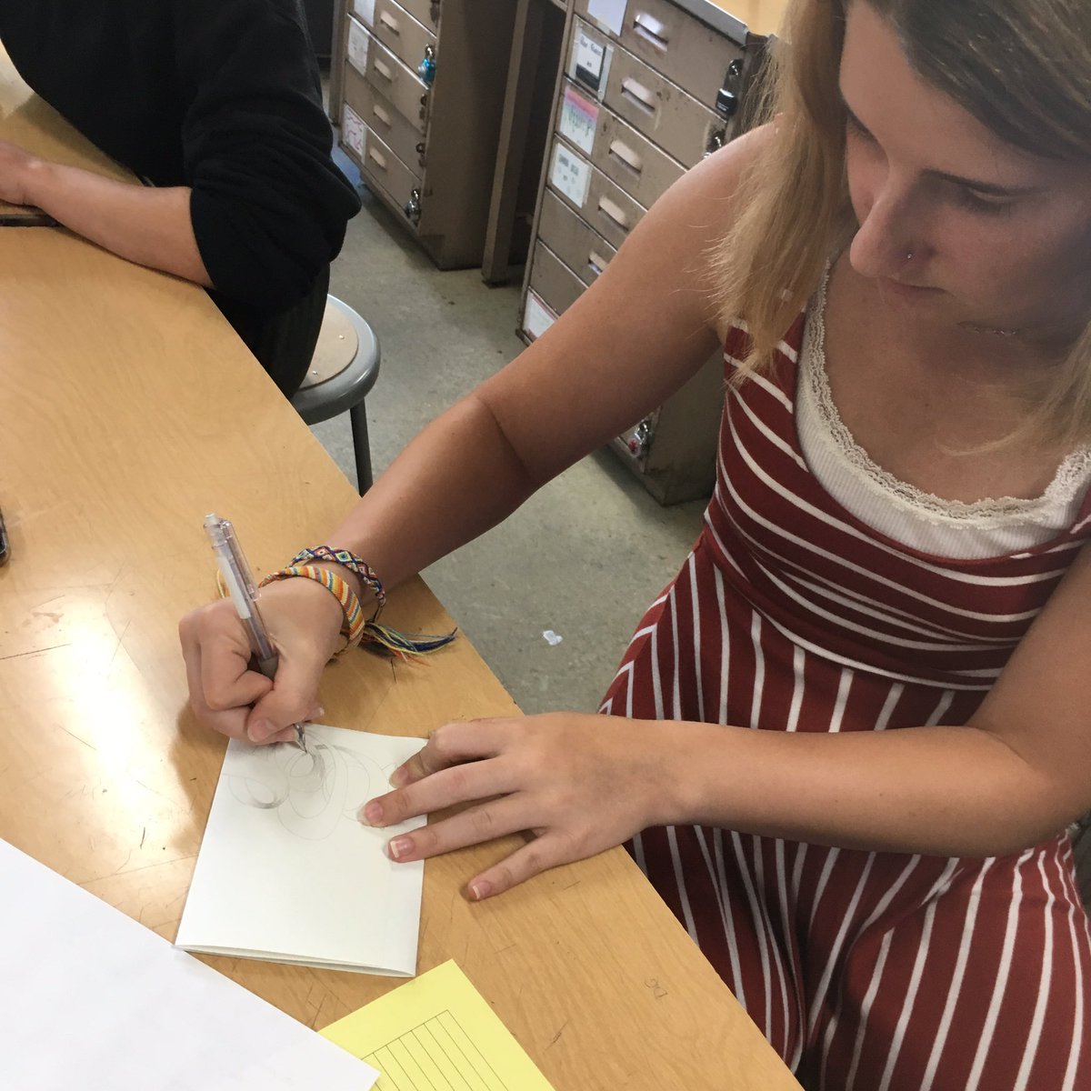 NNHSart's tweet photo. Welcome to NAHS!! Artists got to know each other in our first 2019-20 National ArtHonor Society Meeting today after school. If you werenβt able to make it but wan to join, see Mrs. Matas or Taylor for info. #wemakeartists #service #artservice @NAEA #takeartmakeart #weserve https://t.co/X8859lfqvI