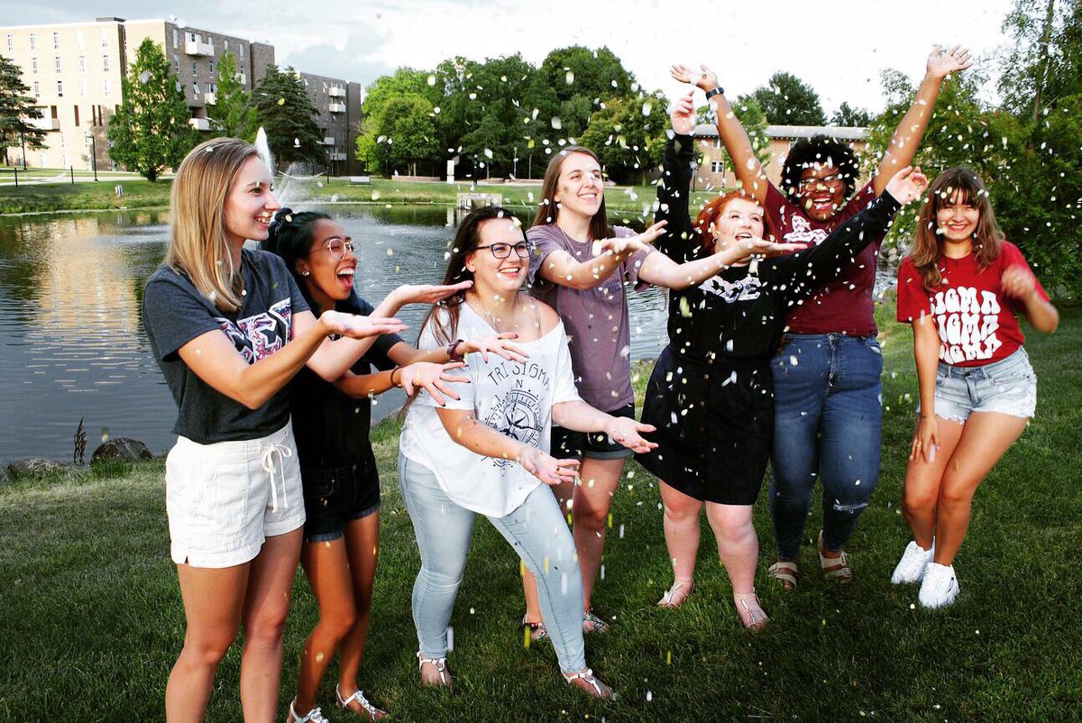 TriSigmaOU's tweet image. Recruitment is coming up quick and we are PUMPED! #gogreek 🔆