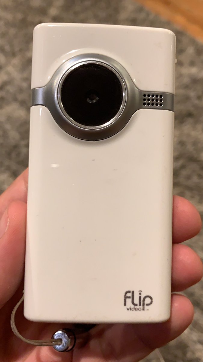 scottrivers's tweet photo. Companies that could have done amazing things but weren't able to see where the market was going... #flipvideo #flipmino #SeeTheFuture https://t.co/XsMJKj8BqV