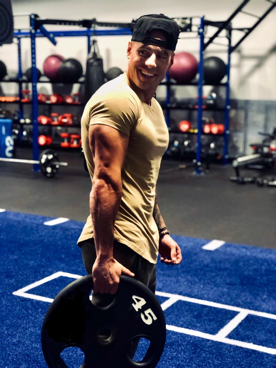 _anchored's tweet photo. This sample tee coming soon with logo and detail. Black, tan, and white. Tapered, long, and comfortable. https://t.co/hR27oUusby
