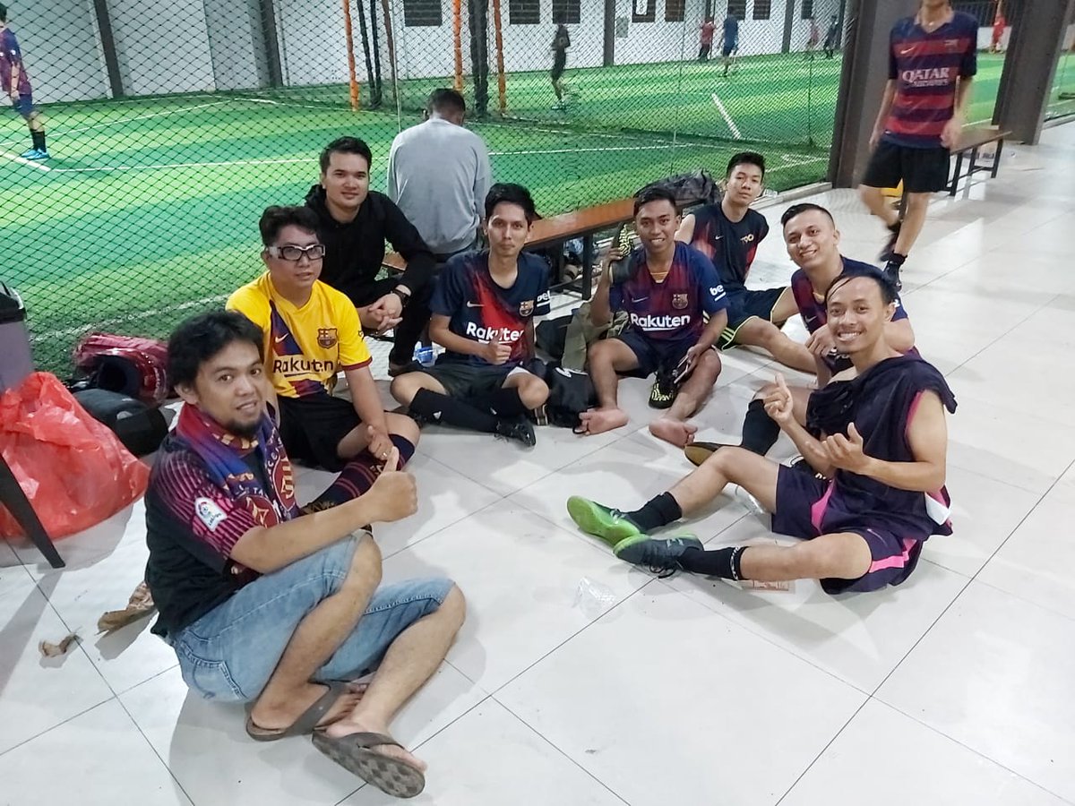 INDOBARCA_BATAM's tweet photo. .
Selasa, 27 Agustus 2019
.
π· Dokumentasi #Funfutsal Indobarca Chapter Batam di @futsalakutahu
.
Terima kasih semua. Ketemu dikegiatan berikutnya! π΅π΄
.
#forcabarca #chapterevent #indobarcachapterbatam
#indobarca https://t.co/S4cVXzADo0