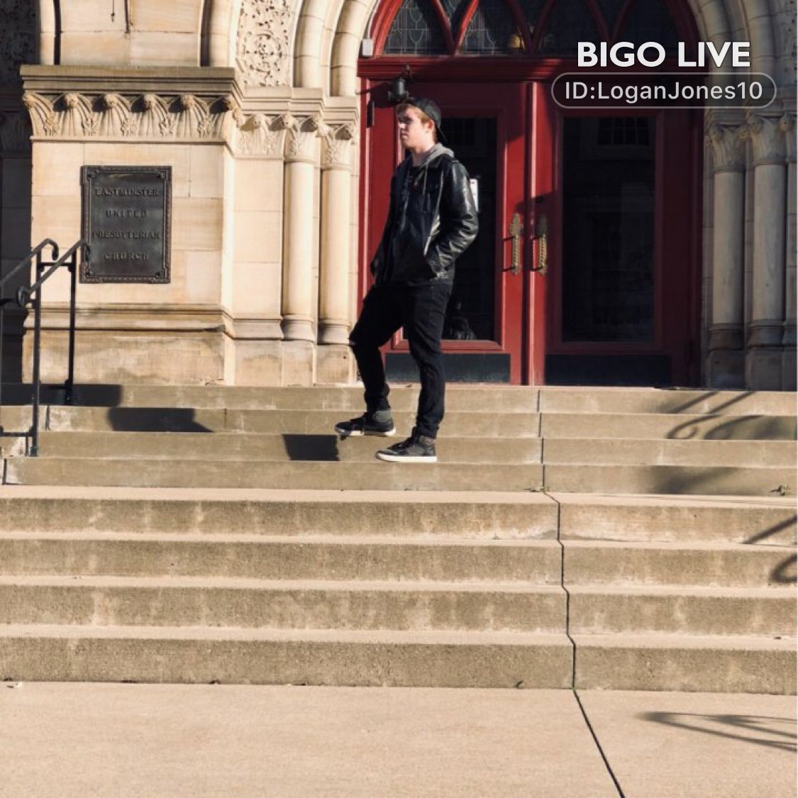 loganjones161's tweet photo. It wouldn't be a party without you #BIGOLIVE > PK soon! .   
https://t.co/5InRuBKqQK https://t.co/JEojkya2Rf