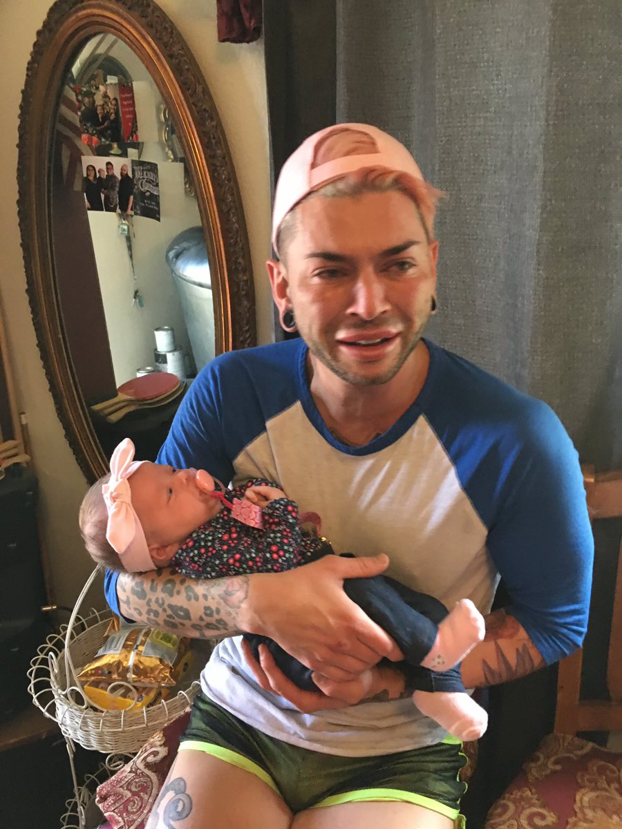 teresagiudcooch's tweet photo. so i met my baby niece with fresh botox and.... https://t.co/74e1W9uXdD