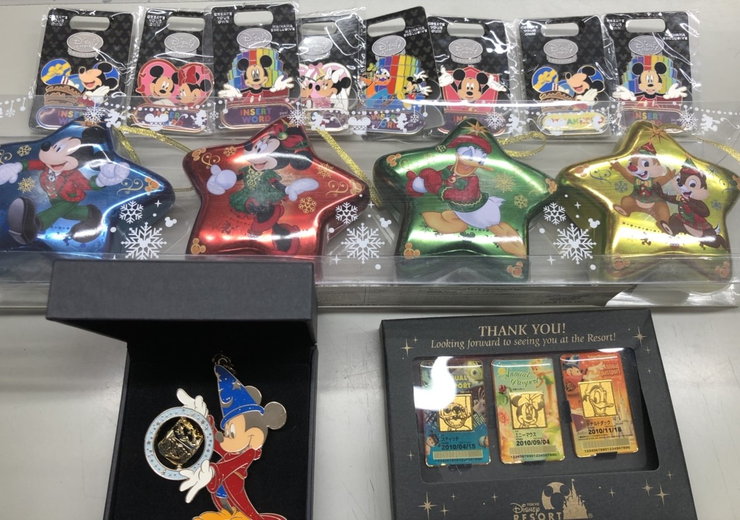 K Books 芸能館 ディズニー 関連入荷 D23expo 15キーホルダーもあります 香港ディズニー の星型缶セットは中身のお菓子はありません Kbooks 池袋 映画 シネマ ムービー サンシャイン Disney T Co Frn5ceh1ej Twitter K Books 芸能館 ディズニー 関連入荷 D23expo 15キーホルダーもあります 香港ディズニー の星型缶セットは中身のお菓子はありません Kbooks 池袋 映画 シネマ ムービー サンシャイン Disney T Co Frn5ceh1ej Twitter