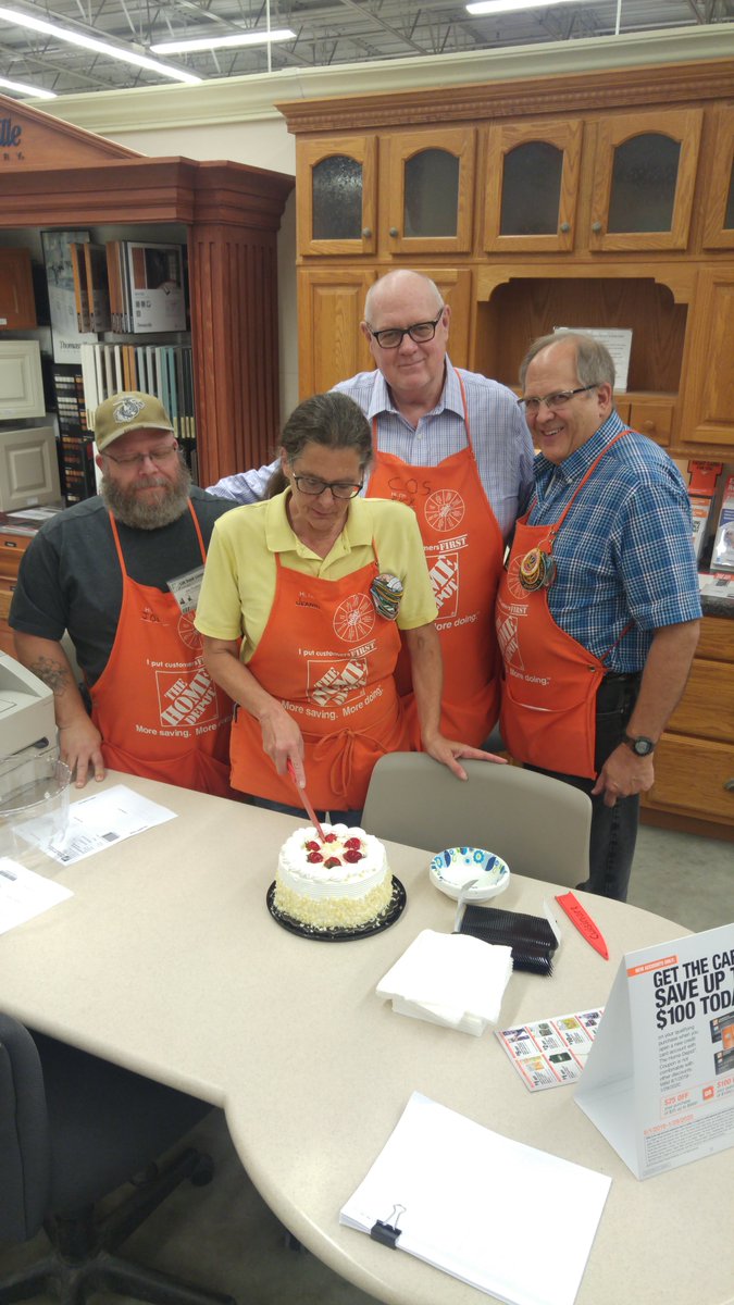 A great Specialty Tuesday at 6931 Bainbridge, Ohio. Thanks to Mladenka from Whirlpool for sharing her knowledge. So many appliances manufactured in our great Buckeye state! Special shout out to my Specialty team for a #1 rank in services to plan in D29. Thanks to all my partners.