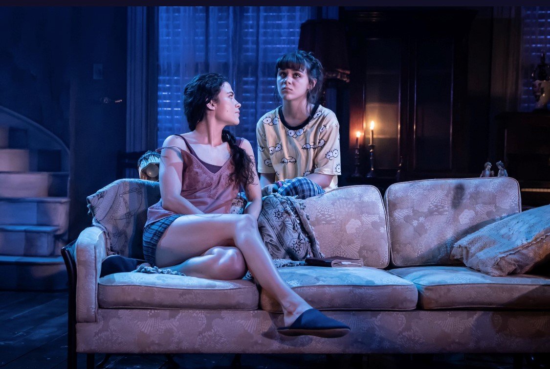ArtsEdLondon's tweet image. We're excited to see our Year 13 Sixth Former, Isabella Pappas in ⭐️⭐️⭐️⭐️ play, Appropriate at the @DonmarWarehouse until 5 October! 🙌 #ArtsEdTrained #ArtsEdSixthForm  donmarwarehouse.com/production/718…