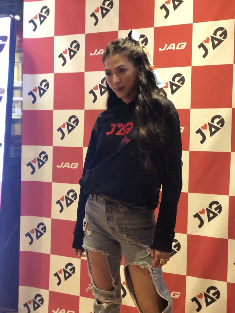 iamjajaramirez's tweet photo. AG from the East @Mscathygonzaga @Jagjeansph
#JAGlovesAG #CutForYou #JagJeansPH https://t.co/i9G8eJmYKk
