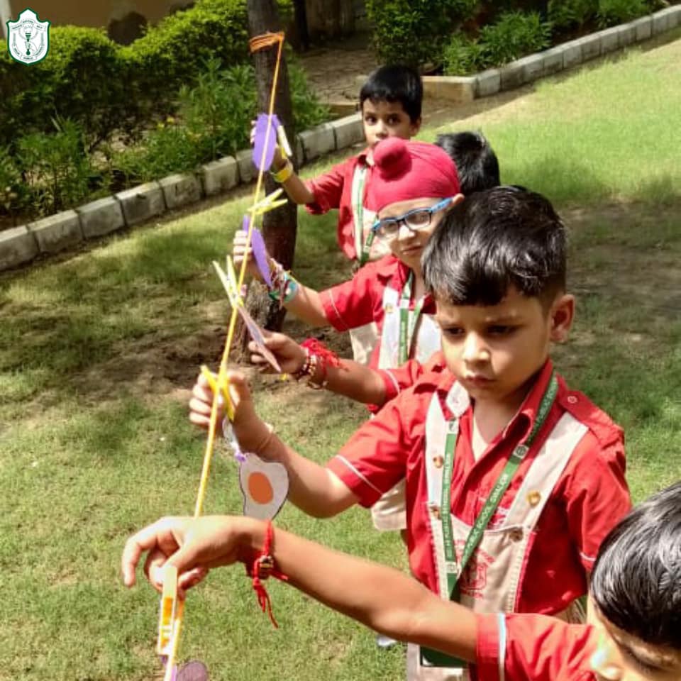 dpsgwalior's tweet photo. #Learning through non #conventional methods makes #education even more interesting for young minds!
“Complete the pattern” #activity was conducted for class LKG students to make them aware of proper pattern completion.
#activities #dpsgwalior #patternactivity #youngminds #DPS https://t.co/hef7hO3WdM