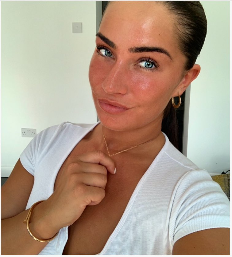 Kate Thorne tweet media