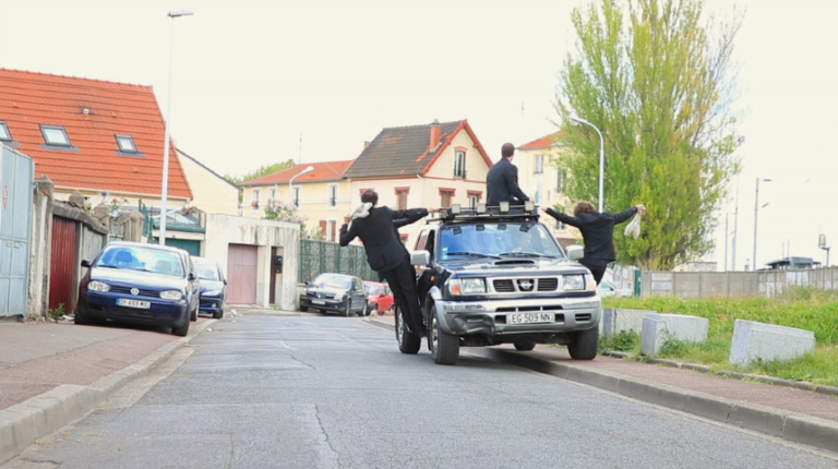 PickUpProd's tweet photo. Pour @TransfertCo , le collectif Protocole appelle les Rezéens et Rezéennes à deveir complices de leur spectacle.
https://t.co/k7ur0WXu5N
#transfertco #reze #nantes #jonglerie #spectace https://t.co/42asgEpSP9