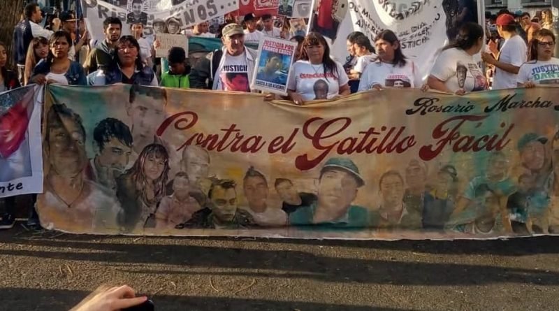 cunadelanoticia's tweet image. La #ciudad #marchó contra el gatillo fácil
cunadelanoticia.com/?p=169654