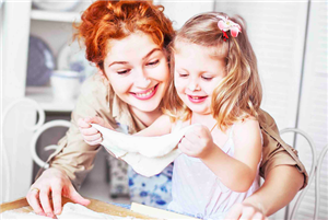 Ben je op zoek naar een vaste of last-minute #oppas, die ook nog eens gescreend en flexibel is? Charly Cares vindt een oppas die bij jouw gezin past én in de buurt woont!  Meer info >> ow.ly/L9fw50vIAzD #charlycares #oppasservice #nanny