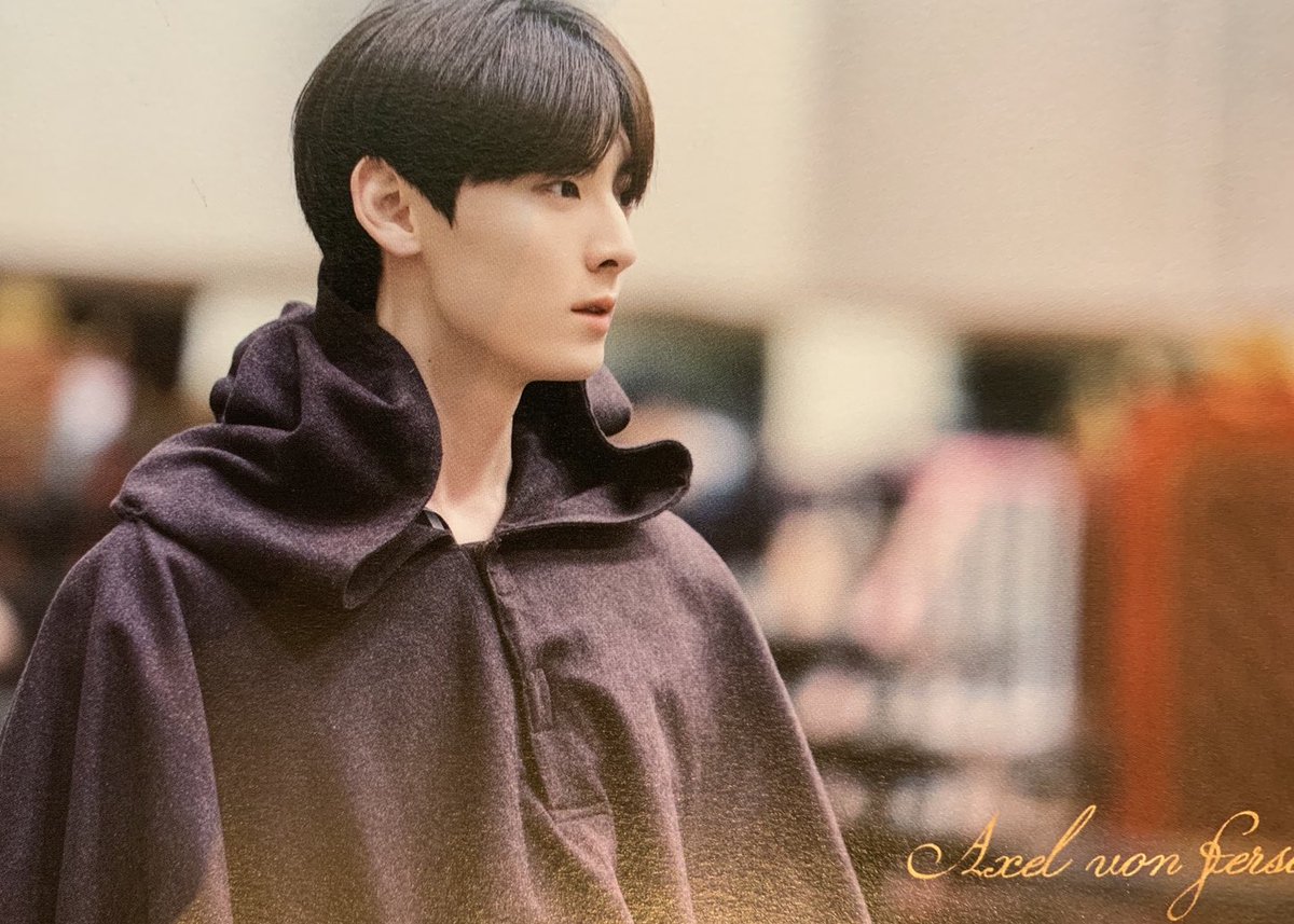 hmhiscat's tweet photo. 마리앙투아네트 엽서세트.. 미쳣음 그냥... https://t.co/ohu37adObx