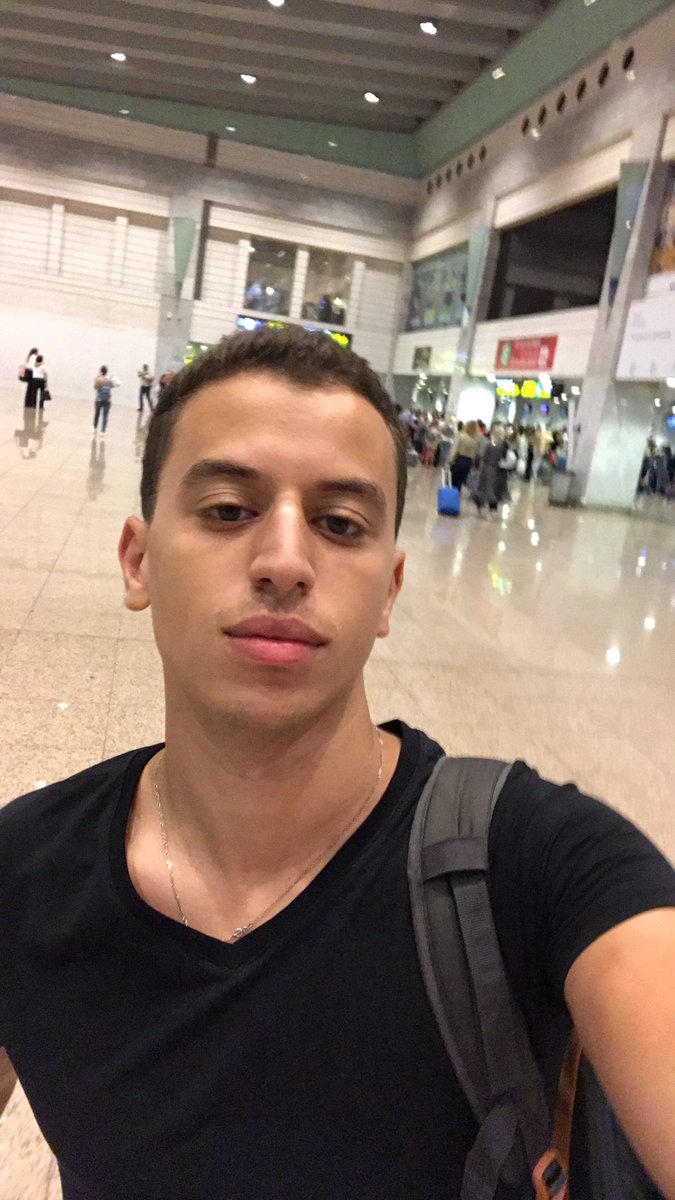 Berraymann's tweet photo. Heading to Vienna.
Feeling inspired
#dreaminthemaking https://t.co/tP38DK1q0K