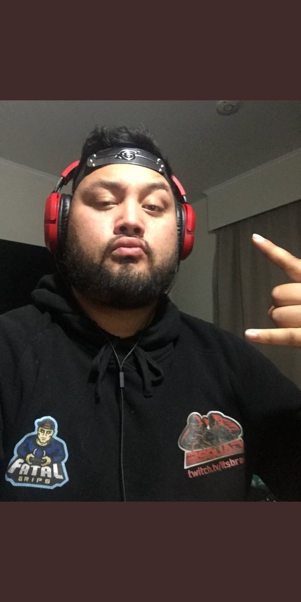 _itsBrav's tweet image. Alright let's see what all this fuss is about. Fortnite in 10  live here: twitch.tv/itsBrav #TwitchNetworks #FaZeUp #twitchaffiliate