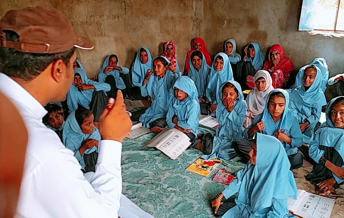alightpakistan's tweet photo. Every child has a right to a quality education.All children should spend their formative years in school, because these precious years will determine who they become when they grow up.
#AlightPakistan
#childeducation
#PakistanEducation
#ForEveryChild
#Education https://t.co/f0mJqTAPHM