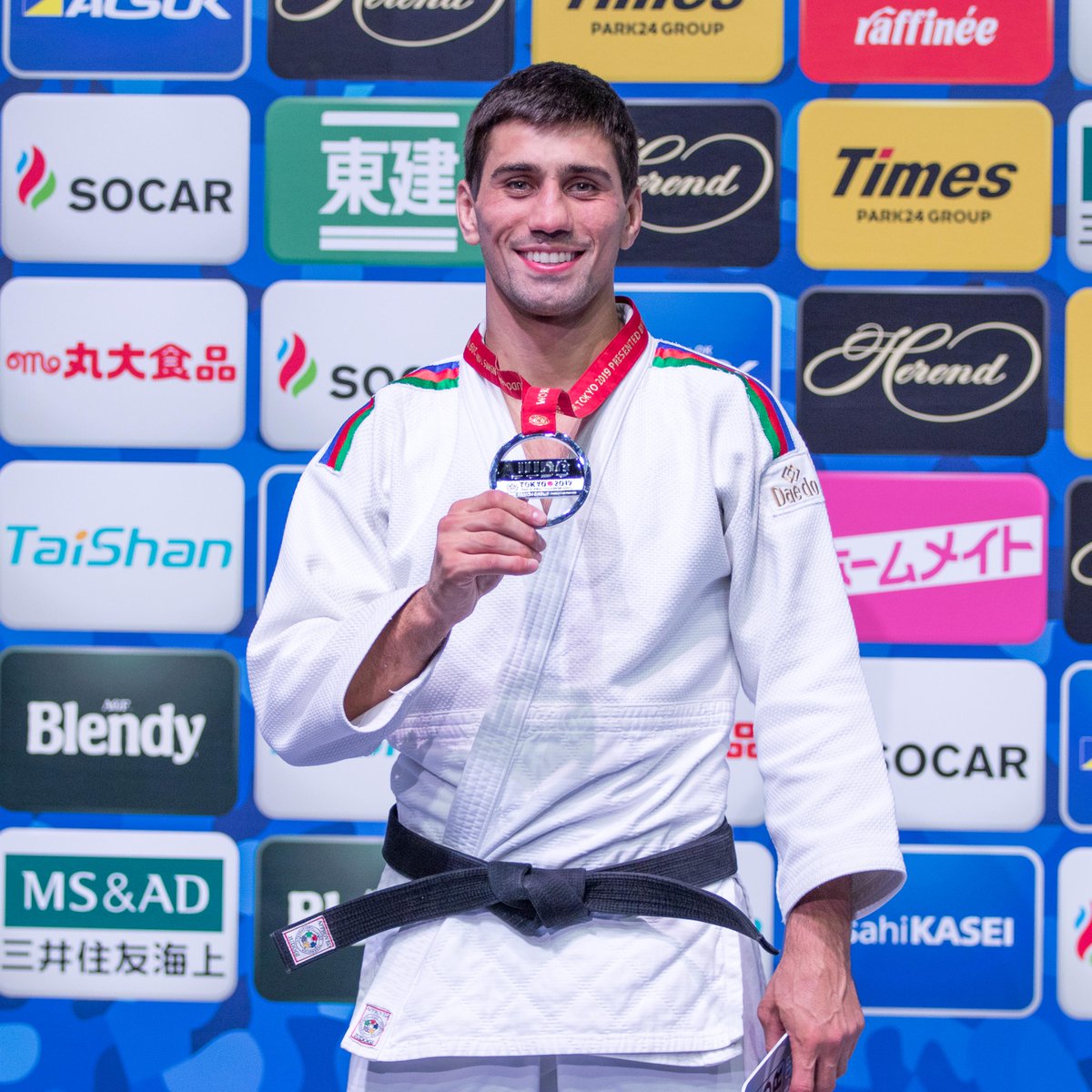 RustamOrujov's tweet photo. Silver medal at World Judo Championships! I am very happy and thank you very much for your support! Next will be Gold! #JudoWorlds2019 Photo credits: @europeanjudo https://t.co/1QhZ2SSL5M