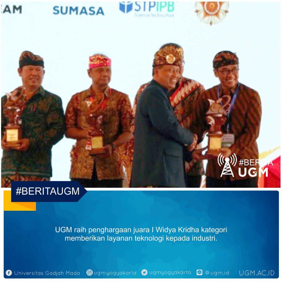UGMYogyakarta's tweet image. Science Techno Park UGM menerima penghargaan juara I Widya Kridha kategori memberikan layanan teknologi kepada industri dalam penganugerahan IPTEK dan Inovasi dari Kementerian Riset, Teknologi, dan Pendidikan Tinggi. 

#stpugm #hakteknas24 #ristekdikti #ugmindonesia #kawanugm
