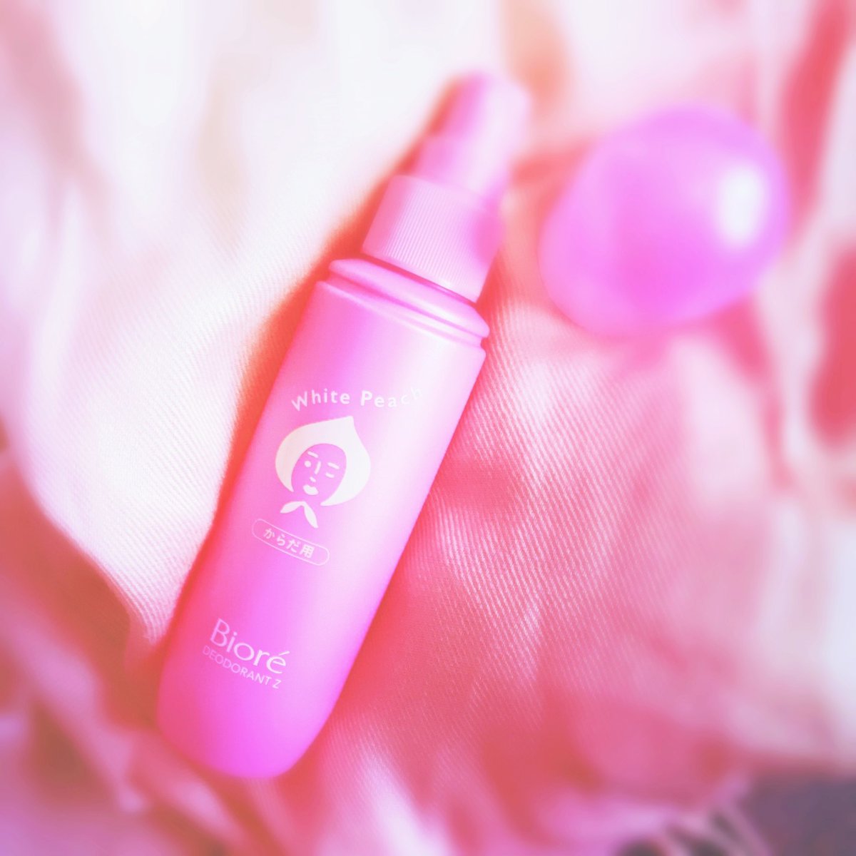 ট ইট র く まん843 プチプラコスメ 花王 ビオレ 薬用デオドラントz 数量限定 ホワイトピーチの香り 最初メンソールの香りがきて 冷んやりが収まってきたら ホワイトピーチが香ってくる ほんのり優しい香り 汗かかないとはならないが 気になる