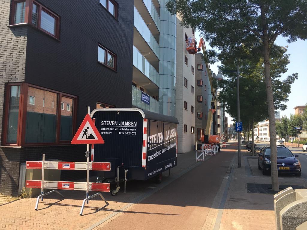 Stevenj50017443's tweet photo. ☀️🍀 Mooie week waar we ook opgestart zijn met #schilderwerk #vve #sikkens https://t.co/RD35TGFMXL