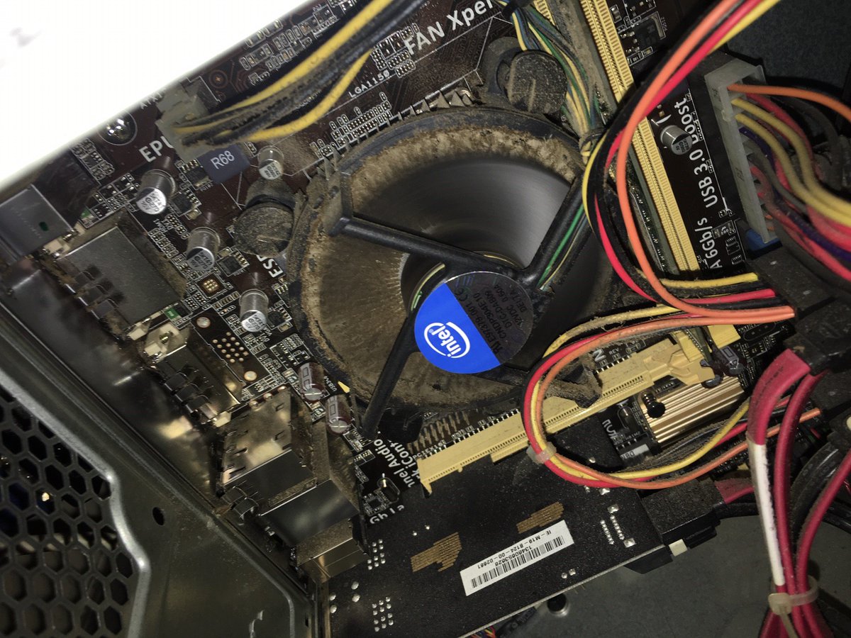 localitpartner's tweet photo. Staub und Nikotin auf Lüfter und Kühler sorgen für eine unzureichende Kühlung des PCs.
.
Durch eine regelmäßige Wartung der Hardwarekomponenten, bleibt Ihr PC schnell und leistungsfähig.
.
#sicheredaten #saarburg #trier #luxemburg #pcservice #server #netzwerk #edv #datensicherung https://t.co/qYJHKUOzFp