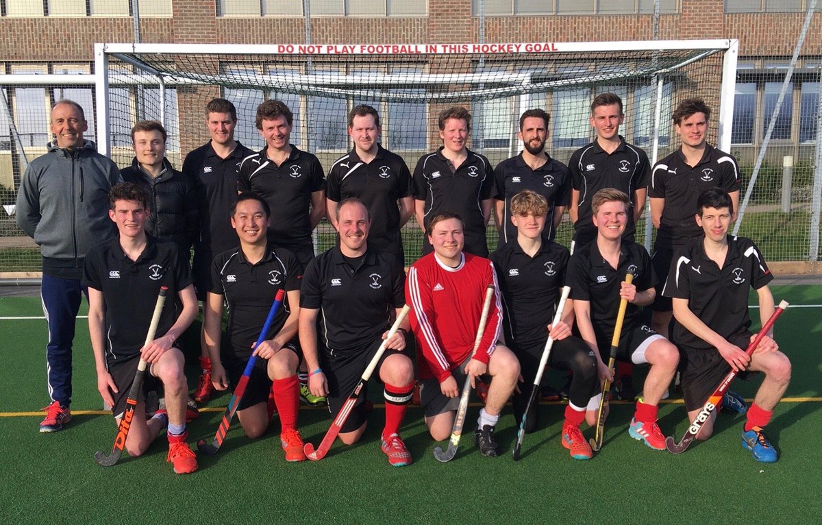 PottersBarHC's tweet photo. A seasoned player? Grab your stick!🏑
A retired player? Dust off those cobwebs!
A newbie? Come on down and have a go!
#PBHC have 6️⃣ teams and are always looking to increase the numbers of people playing #hockey. Come and join our fun and welcome environment! Bring your friends! https://t.co/VJ50lGxSmf