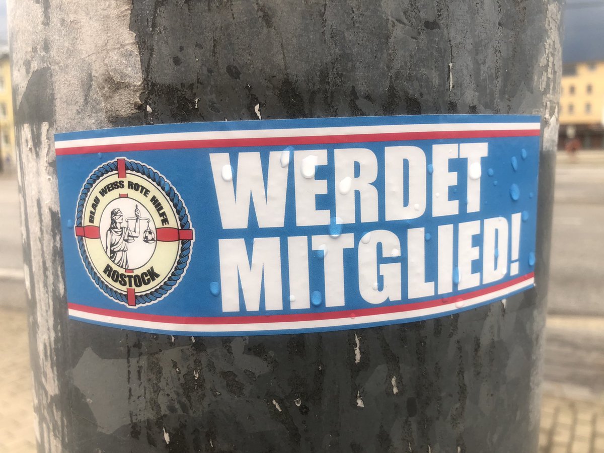 renelauberlin's tweet photo. Guter Hinweis auf d. Weg zum #AGRostock . #blauweißrotehilfe @Fanhilfe_Hertha @fanhilfe_md @Fanhilfe_Do @FanhilfeMg @Fanhilfe_FCSP @KonigsblaueH @Fanhilfe_MS @SGHDynamo @RWE_Fanrat @BFanfond @Fanhilfe_Koeln @fanhilfe_h @Fanhilfe_KA @Fanhilfe_Bremen @EiserneHilfe https://t.co/XVfgdwFMWk