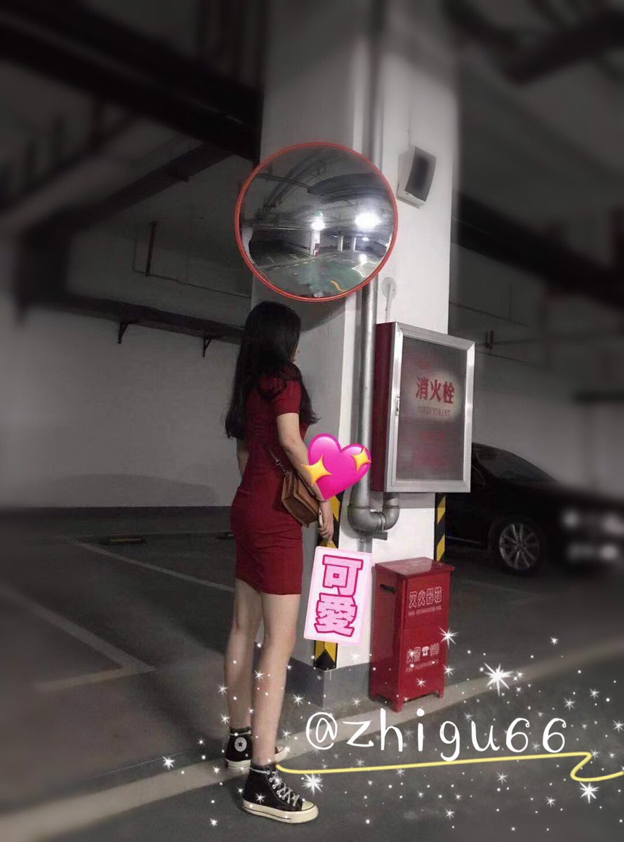 zhigu66's tweet photo. 刚下车就迫不及待的把跳蛋放狗穴里，我掀开衣服一看居然穿了丁字裤，应该是担心像上次一样跳蛋跳太猛从小穴里掉出来，我喜欢在地下车库抽她屁股，看她泪眼汪汪咬着牙拼命摇着头求你不要。#SM #字母圈 #女M #调教 #露出 #室外 #深喉 https://t.co/eC6ITApXIE