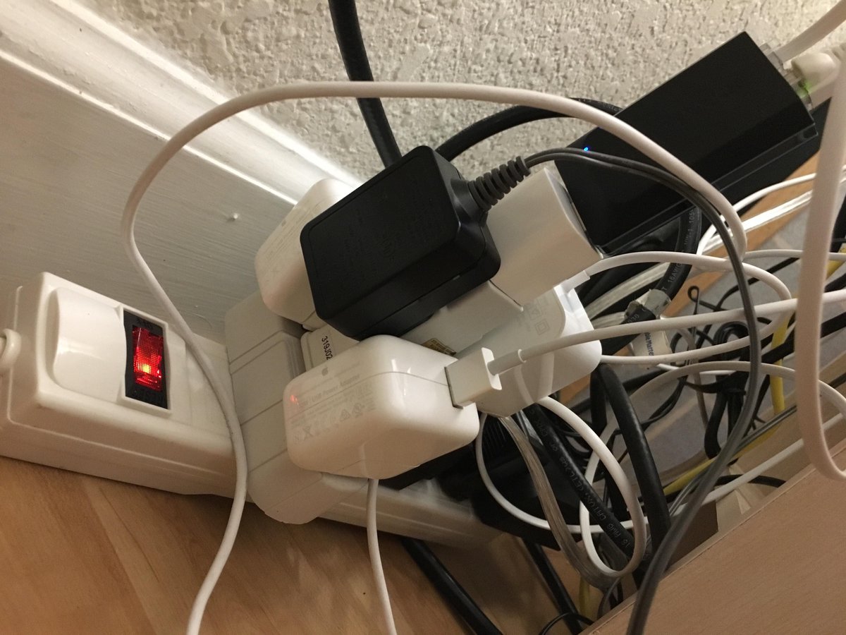 onewaygroup_'s tweet photo. #ThatsShocking! β‘οΈβ‘οΈβ‘οΈπππ
For a more professional approach call "One Way Electrical" 01782 595600 or visit our website: https://t.co/wI5rlwYAHw
#Electrical #Contractor #Commercial #FireSafety #ledlighting #NICEIC #OneWayElectrical #StokeOnTrent #Staffs https://t.co/uSxdF2etKB