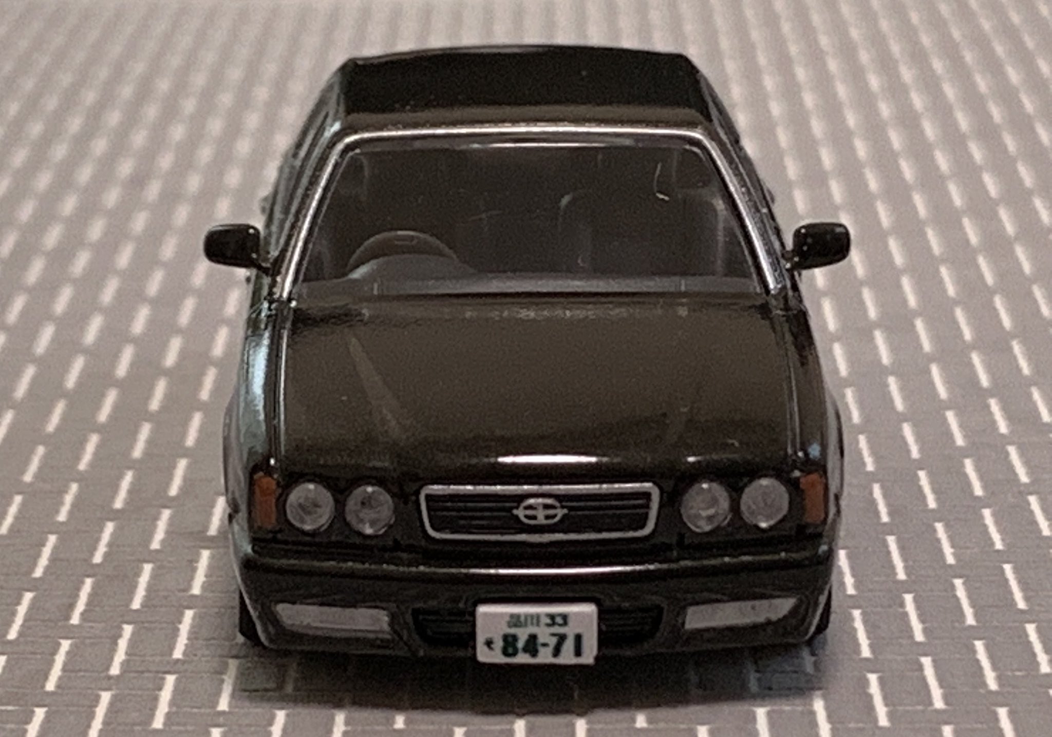 トミカリミテッド ヴィンテージ ネオ Y30グロリア後期型 黒 トミカリミテッドヴィンテージネオ LV-N296a 日産グロリア 4ドア