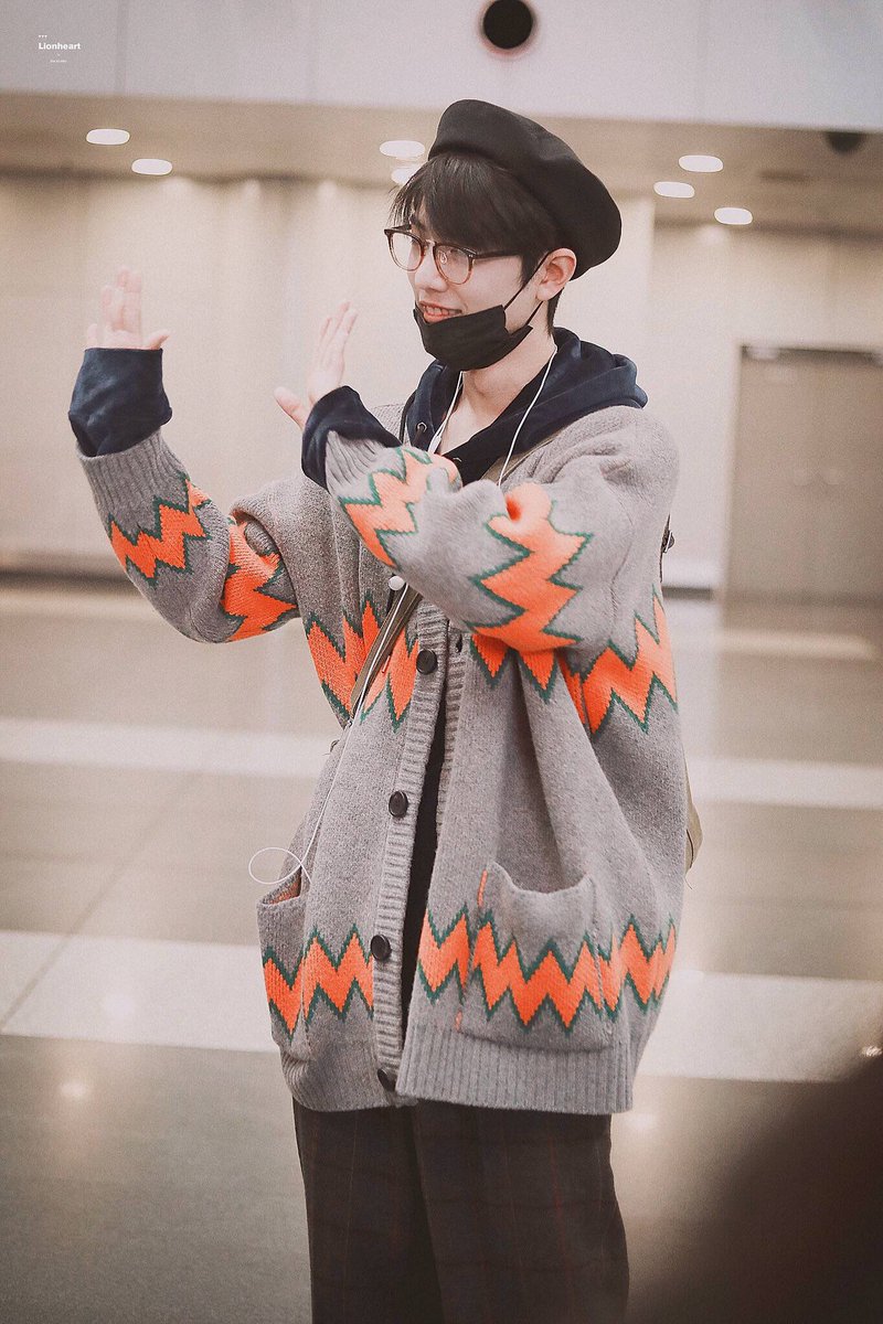★⌒ヾOillio♥翔潤━🐷王肖🐰♡. tweet media