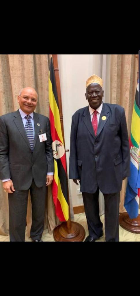 Did Moses Ali not look at himself in the mirror before walking out of the shop.....?