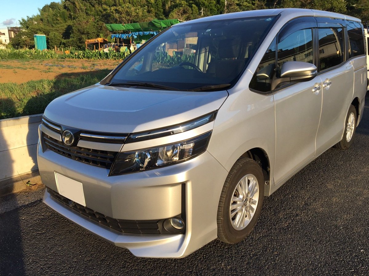 Total Car Supportゼスト 入庫しました ヴォクシー V 横浜で中古車買取ならゼスト 車 名 ヴォクシー V 年 式 平成26年12月 型 式 Dba Zrr80g 色 シルバー