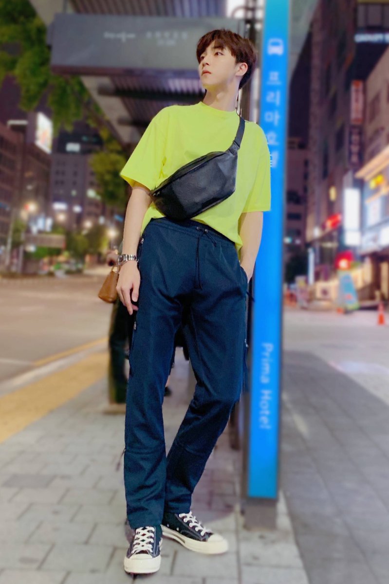 CHENLINONG_TH's tweet photo. ใส่สีเขียวขึ้นมากเลยค่ะลี่หนง ขออวยหน่อยเถอะ😆😍 https://t.co/0Dvv6AMFUw