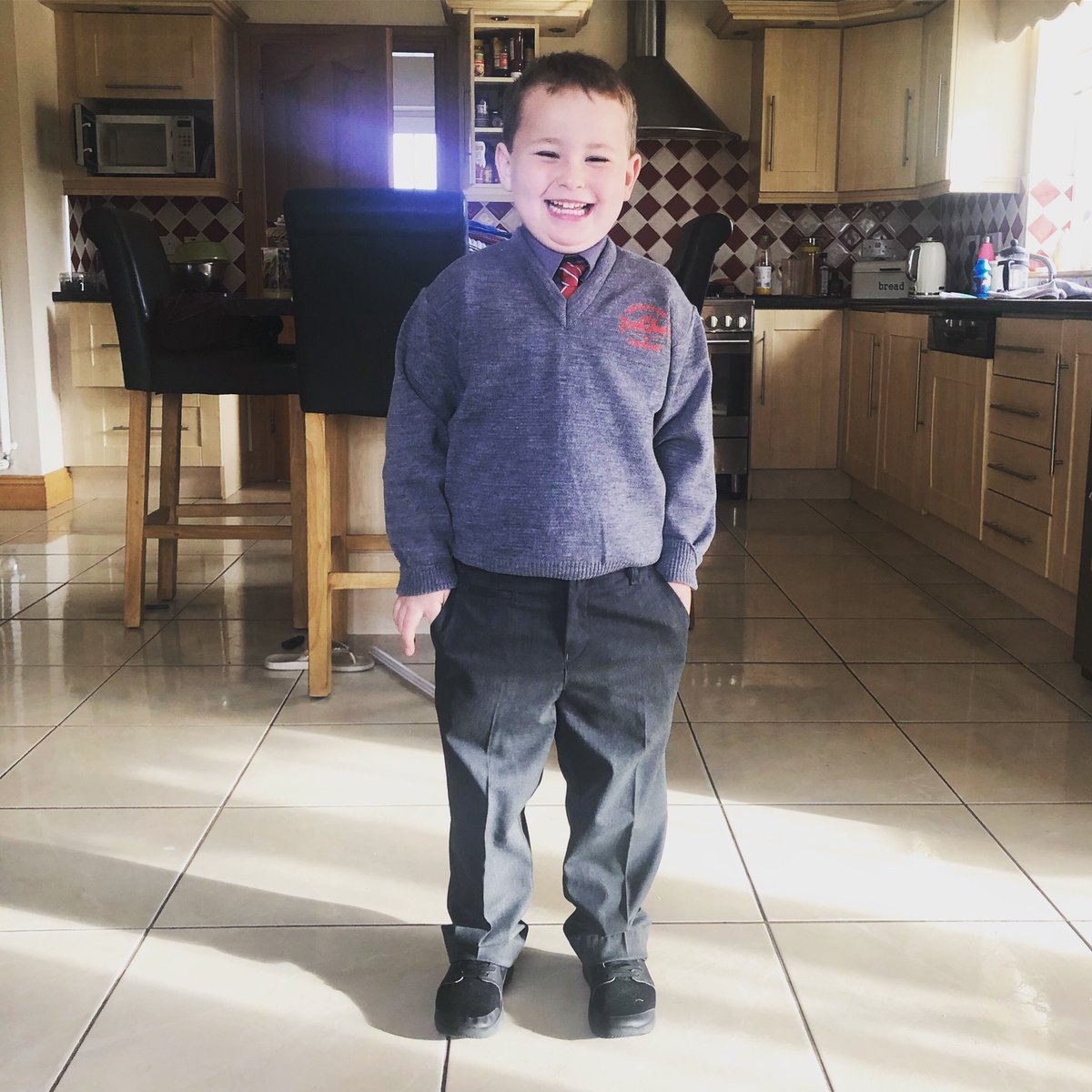 bigp_69's tweet photo. #FirstDayOfSchool2019 shenanigans with #littleP #goodluck https://t.co/IqTnEbSs0U