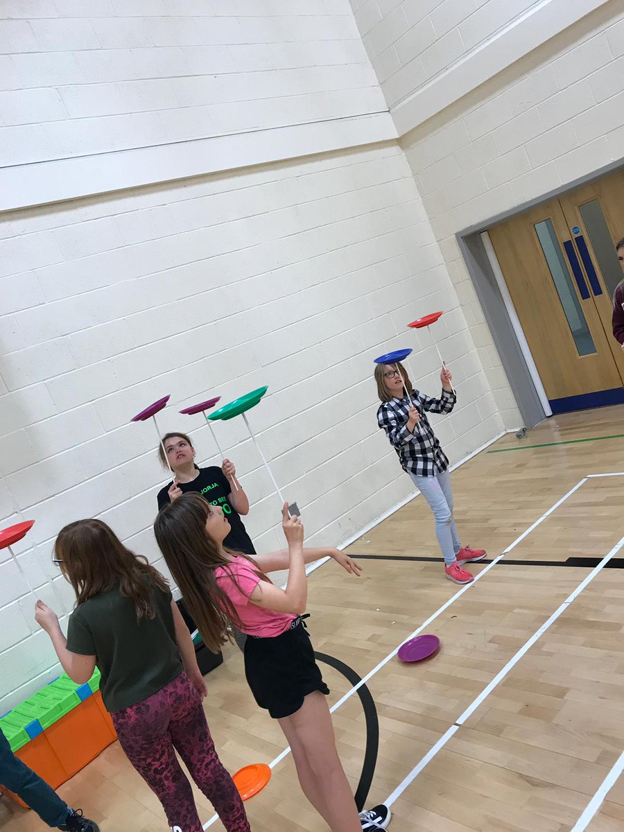 EXPECT_Youth_'s tweet photo. There's been something for everyone at #ExpectSummer π€© Look at these youngsters having the best time learning circus skills! πͺ@darts_ThePoint @DonnyCollege @Active_Fusion @EpicDoncaster @social_sober @ClubDFoundation #YourSummerYourWay https://t.co/cje3w4sXOj