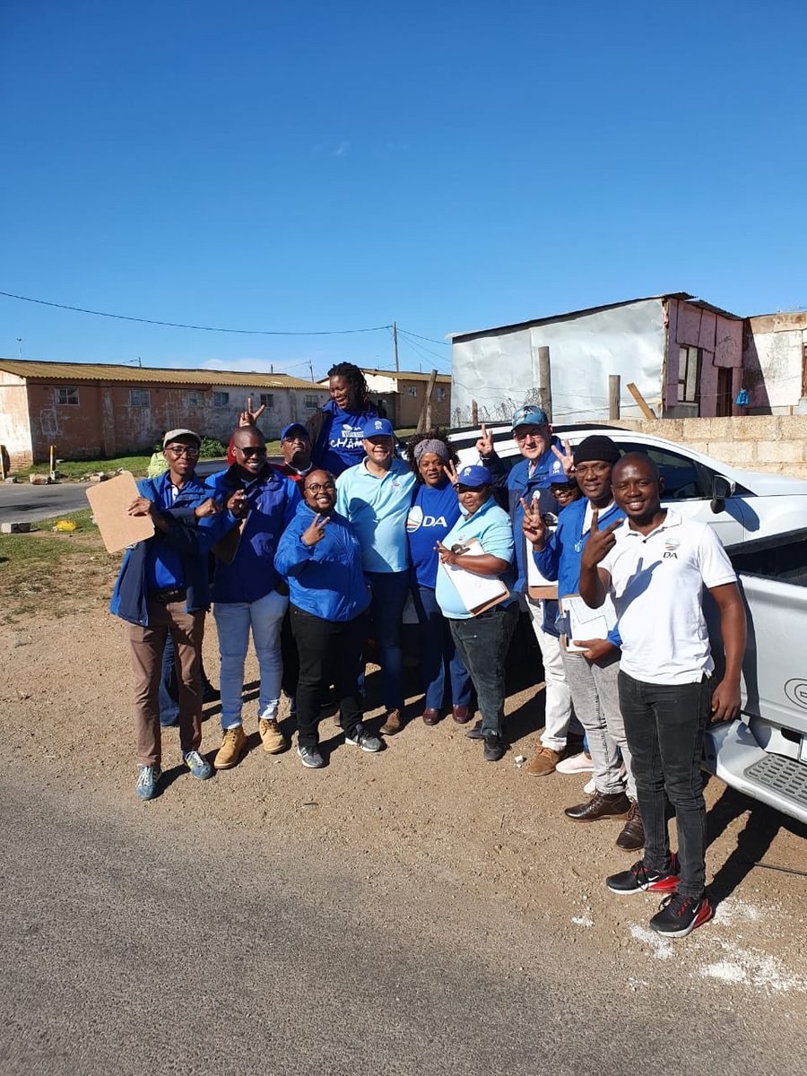 AtholT's tweet photo. Our DA team is busy campaigning to get our Candidate  for ward 20, Nandipha Qongqo, elected. This by election can bring change to NMBM https://t.co/6cq6zX5FZC