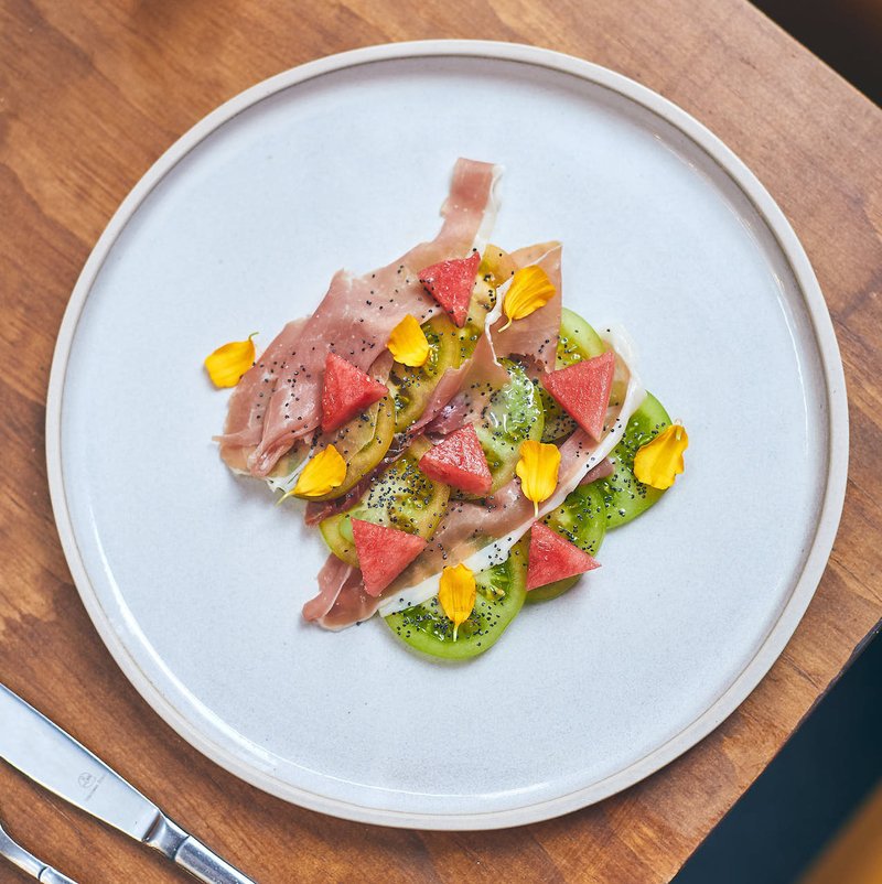 The popular place <a href="/Feed__Leeds/">Feed 👊🏼</a> in Pudsey is coming to the city centre! 'Feed will keep its hipster café and bar vibe going in the premises, showcasing coffee, brunch, craft beer, cocktails and an innovative menu.' Read more here - bit.ly/345kfT6 <a href="/LDSconfidential/">Leeds Confidential</a>