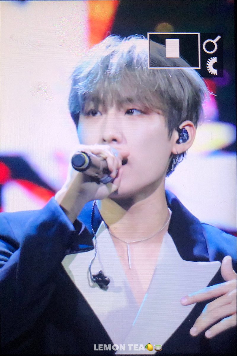 LEMONTEA_bnm's tweet photo. 190828 서울드라마어워즈 #AB6IX #박우진 https://t.co/S852FYfcMw