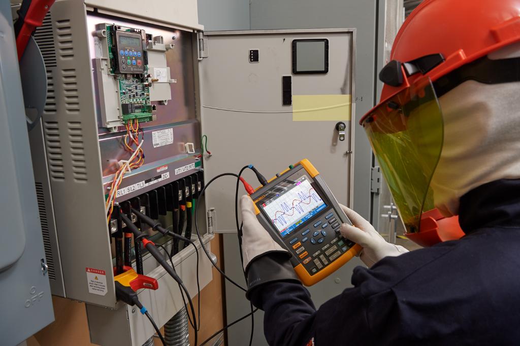 FlukeCorp's tweet photo. Let us help you choose the right tools for your maintenance program. >> https://t.co/JevsibPAXk
#motorreliability #powerquality https://t.co/lStoMgEaBV