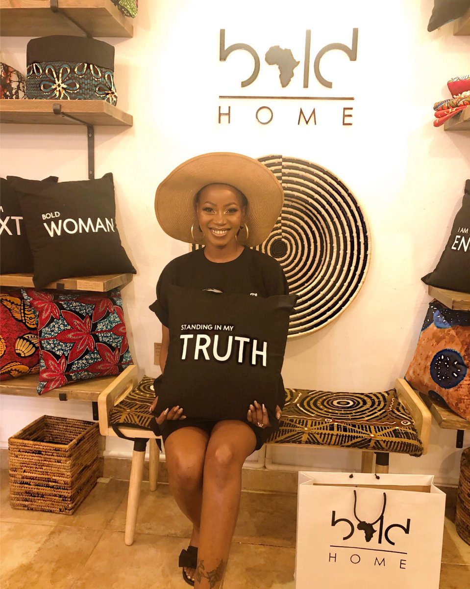 BoldinAfrica's tweet photo. #BoldWoman π @Ksheebah1 Standing in her truth π
#BoldWoman cushion covers + βοΈ mugs now at #BoldHome along with pieces we have sourced from #Uganda #Kenya #Rwanda #Tanzania #Ethiopia #Guinea #Senegal and #Angola
NOW OPEN in Kisementi. https://t.co/iwqVqLcXp3