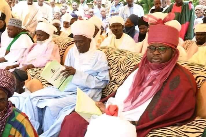 Government of Gombe State (@officialgmsg) on Twitter photo His Excellency, <a href="/GovernorInuwa/">Muhammadu Inuwa Yahaya</a> today at the official launch of BESDA community engagement program at Mallam Sidi, Kwami LGA. The program is designed to mop up out-of-school children, strengthen the education system & improve access & quality.
#InuwaIsWorking #BESDA… His Excellency, <a href="/GovernorInuwa/">Muhammadu Inuwa Yahaya</a> today at the official launch of BESDA community engagement program at Mallam Sidi, Kwami LGA. The program is designed to mop up out-of-school children, strengthen the education system & improve access & quality.
#InuwaIsWorking #BESDA…