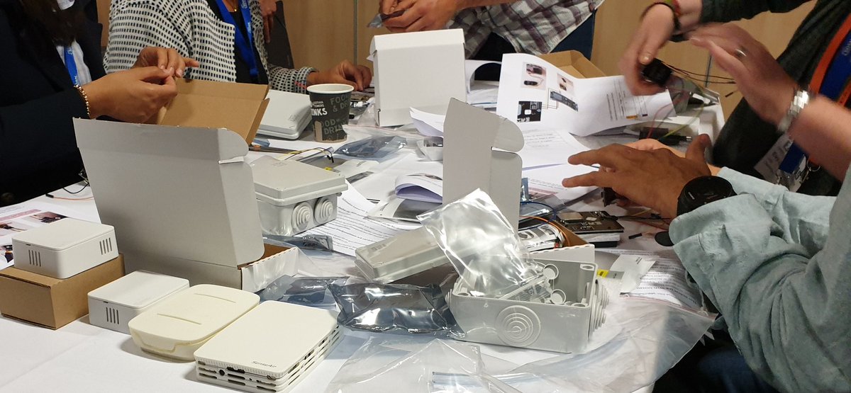 MaryamNasirpour's tweet image. Building #particulate #sensors during the break at #SIFAir 

@luftdaten @SDSNNE #DIY #AirQuality #lowcost