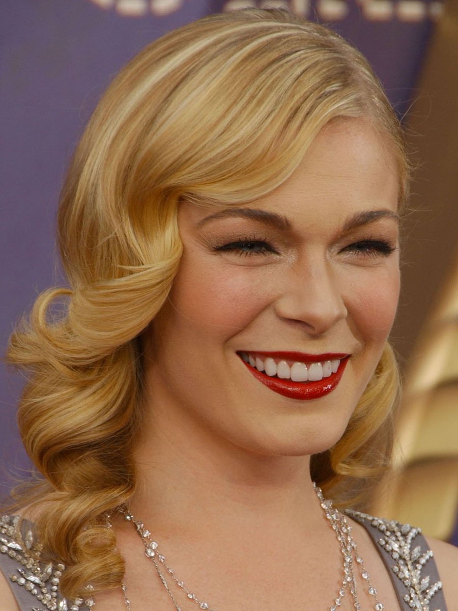 LeAnn Rimes 
American singer
🎉B: 8/28/1982 (age 37)
Master 11 Lifepath <a href="/DOG_GG33/">Year of the Dog</a> 

In July 1994, <a href="/DOG_GG33/">Year of the Dog</a> year, 
"the month before her birthday,"
Rimes recorded her hit song, "Blue" 
that would make her a star.

<a href="/leannrimes/">leann rimes cibrian</a> has a
net worth of $38 million.

#Club28
#Numerology