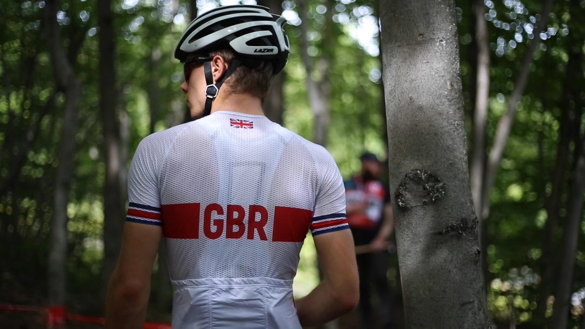 BritishCycling's tweet photo. 3 HOURS TO GO 🚨

The @UCI_MTB World Championships gets underway with the Team Relay here in Canada! 🇨🇦

Line-up 🇬🇧⬇️

Lap 1: Charlie Aldridge
Lap 2: @FrazerClacherty
Lap 3: @eviee_alicee 
Lap 4: @AnnieLast1 
Lap 5: @GrantFerguson1 

Let's go! 🙌

#MSA2019 https://t.co/pRt9ZoSAhN