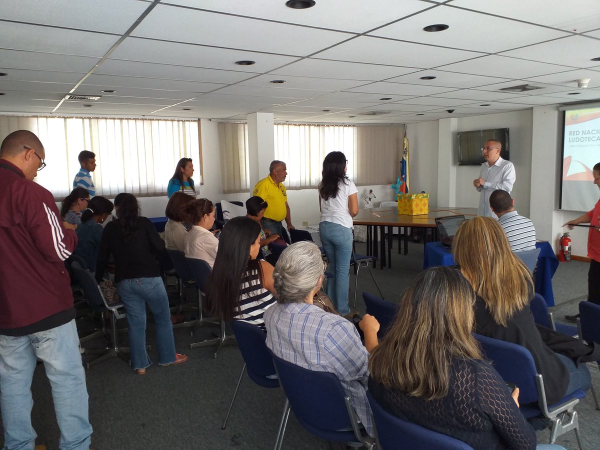 CAVEFAJ's tweet photo. Damos inicio al taller de ludotecas. Felices con este encuentro!#valordeljuego https://t.co/hNTEhmz7jw