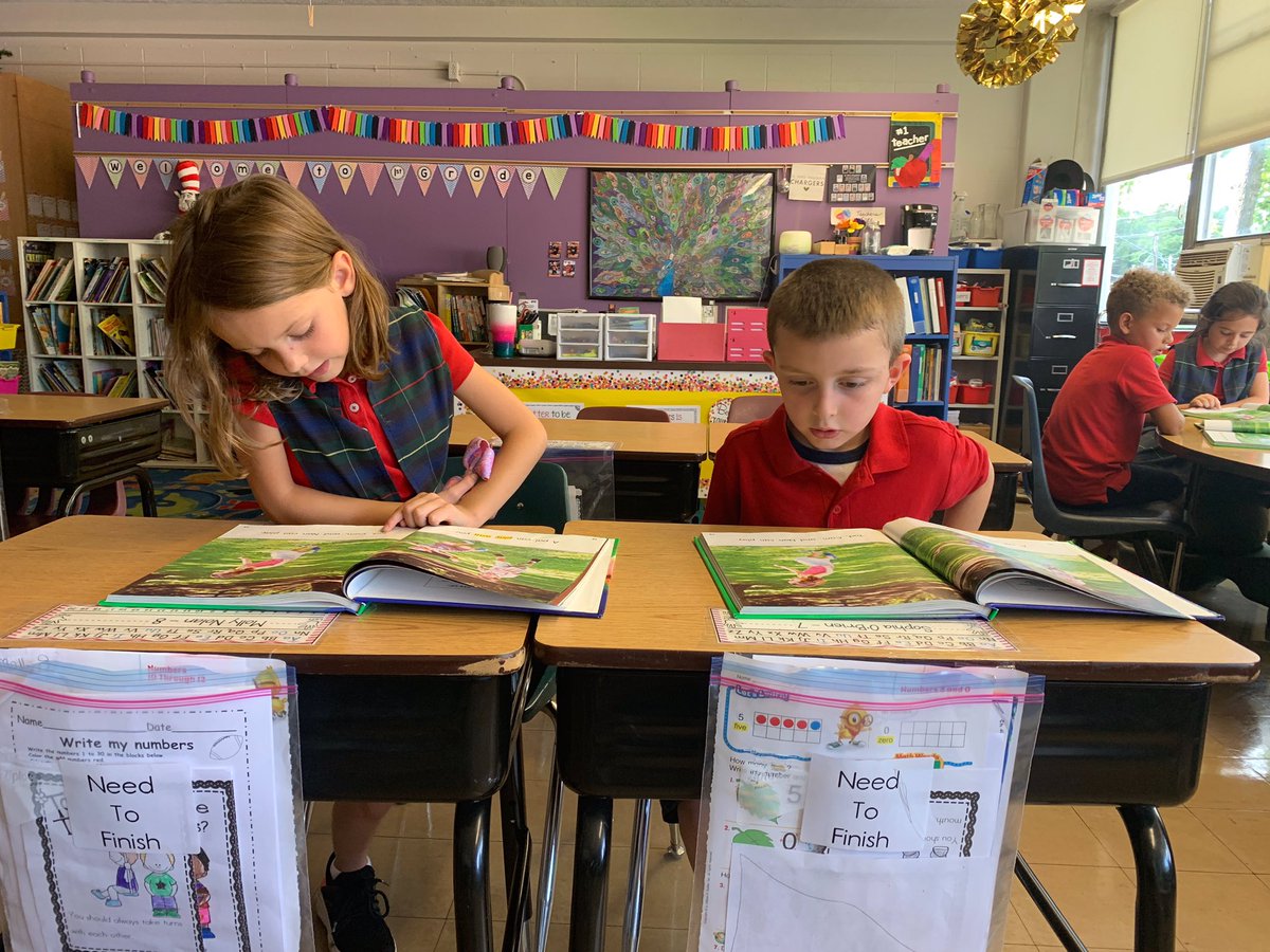 STMMschoolstl's tweet photo. Buddy reading...always more fun to read with a friend!#catholicstl # https://t.co/HnTpfNS6io