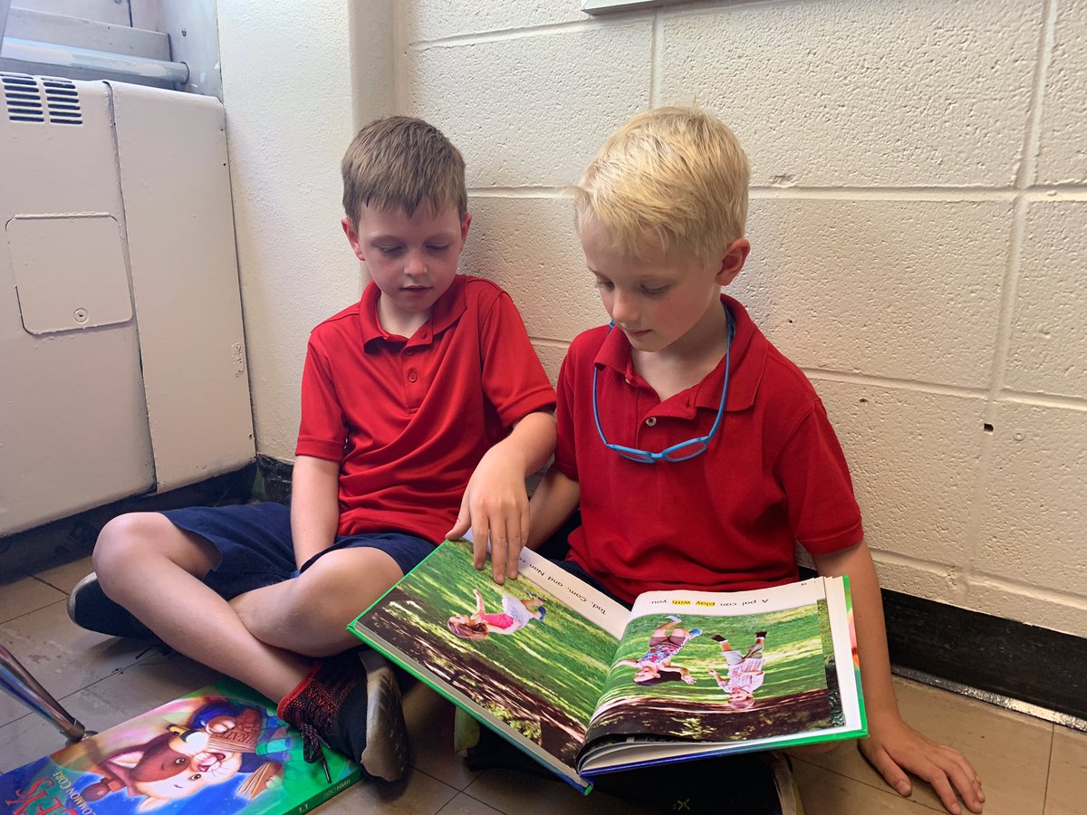 STMMschoolstl's tweet photo. Buddy reading...always more fun to read with a friend!#catholicstl # https://t.co/HnTpfNS6io