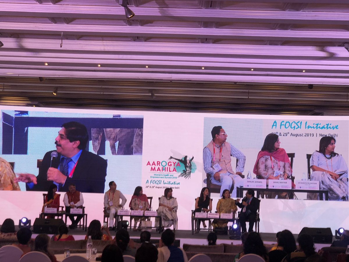 Niru22's tweet photo. #powerpackedpanel on #demystifying #reproductiverightsofwomen in India #aarogyamahilafogsiconference @FIGOHQ @FOGSIHQ @MOGSHQ @MoHFW_INDIA @drharshvardhan @DrHVoffice @PMOIndia @narendramodi @drhrishikeshpai @drpalshetkar @jaydeeptank @RituBeriDesigns @rituberi18 https://t.co/oGpramNCMP